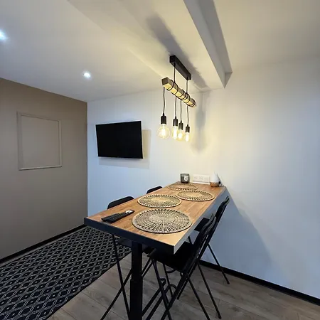 Appartamento F2 Neuf Luxe Centre Parking Gratuit *