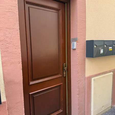 2 Pièces, Climatisé Neuf ,centre Parking Gratuit Apartamento *