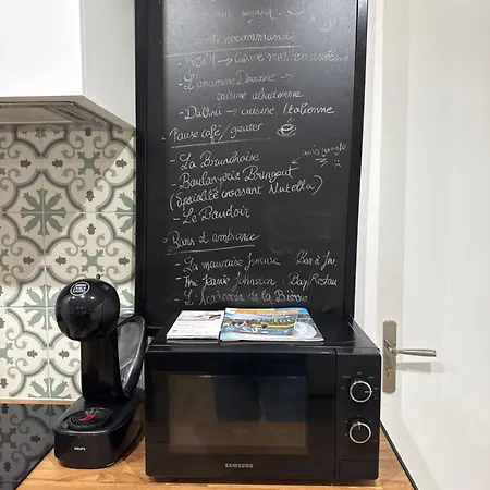 2 Pièces, Climatisé Neuf ,centre Parking Gratuit